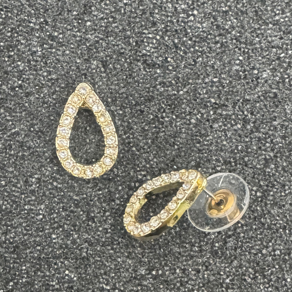 Crystal Teardrop Earrings – Set of 3 (Gold, Rose Gold & Silver) - Picture 4 of 7